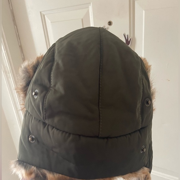 Trapper Hat - Picture 1 of 5